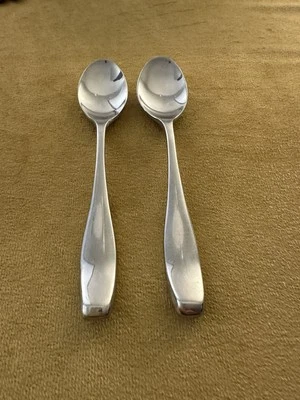(2) Soup Spoons Retroneu SYMPHONY Stainless Maestro  18/10 Glossy Flatware - Image 1 of 4