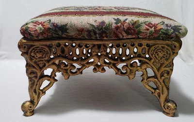 Reposapiés de hierro fundido vintage - Tapiz floral a rayas - Base ornamentada Foto 1 de 4