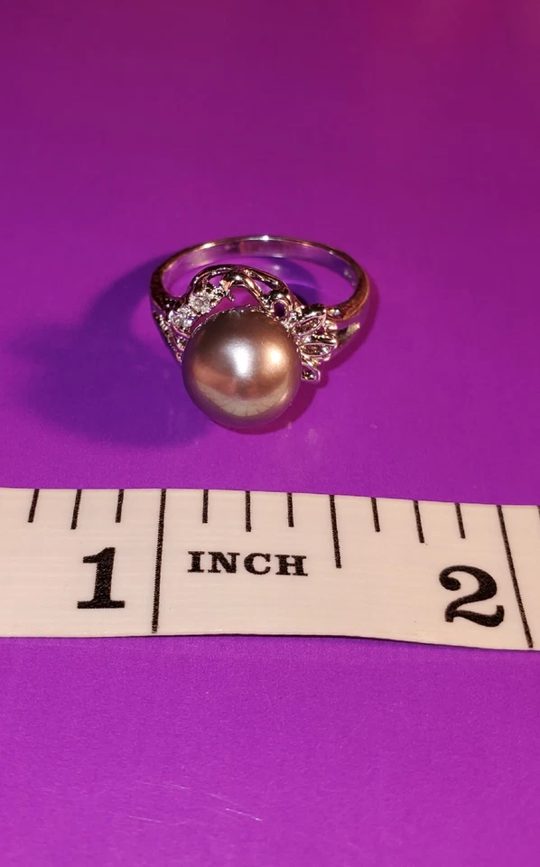 18 K White Gold VINTAGE 1990S 18KP WHITE GOLD TAHITIAN PEARL RING TWO DIAMONDS  - Image 1 of 4