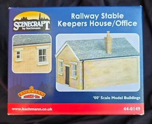 Bachmann Scenecraft 44-0149 Railway Stable Keepers House/Office - Picture 1 of 4