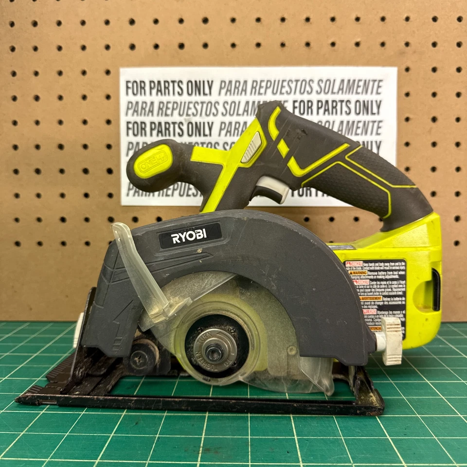 RYOBI P505 18V ONE+ 5-1/2" Circular Saw Up To 4600 RPM **FOR PARTS/REPAIR ONLY** - Image 1 of 4