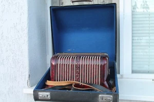 Germany made accordion ''Hohner Club III BS'' - Picture 1 of 20