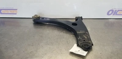 FORD TRANSIT 150 19 BRAZO DE CONTROL INFERIOR PASAJERO DELANTERO DERECHO 3,7 L 4X2 2x2 Foto 1 de 4