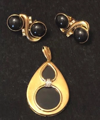 Juego de aretes y colgantes de diamantes de ónix de oro de 18 quilates Manoel Bernardes Foto 1 de 4