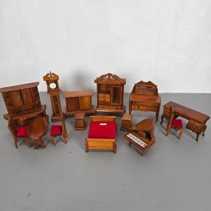 Vintage Holz Puppenhaus Möbel Set - Bett Kommode Klavier Uhr Tisch & mehr - Bild 1 von 20