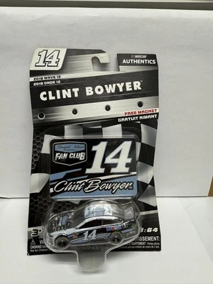 2018 NASCAR Authentics Wave 12 Clint Bowyer SHR Fan Club 1:64 Diecast - Image 1 of 2