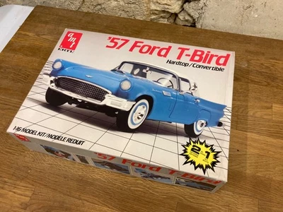 maquette 1/16 Ford T-Bird '57 - Photo 1/3
