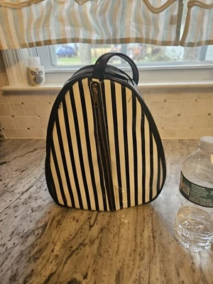 Bolso de zapatos de baile/ballet de vinilo vintage de los años 60 - blanco y negro Foto 1 de 4