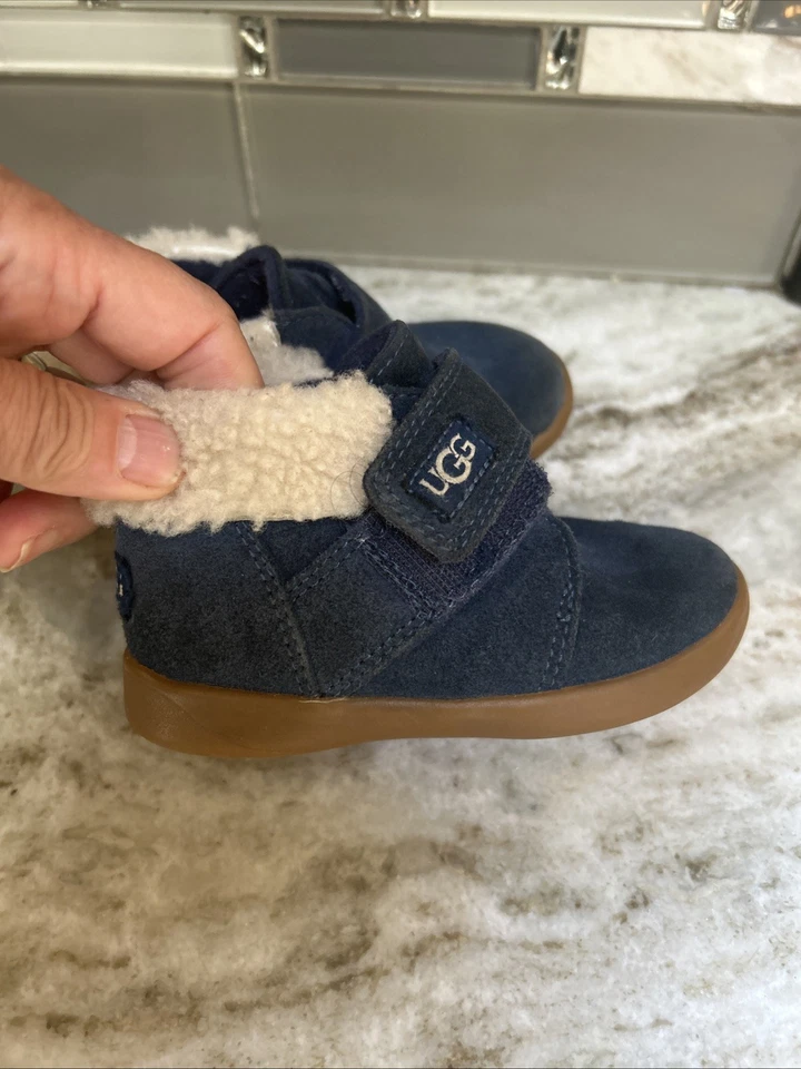 UGG 鞋 学步儿童 7 海军蓝 Nolen 正品剪绒麂皮绒皮靴 儿童 婴儿 — 第 1/4 张图片