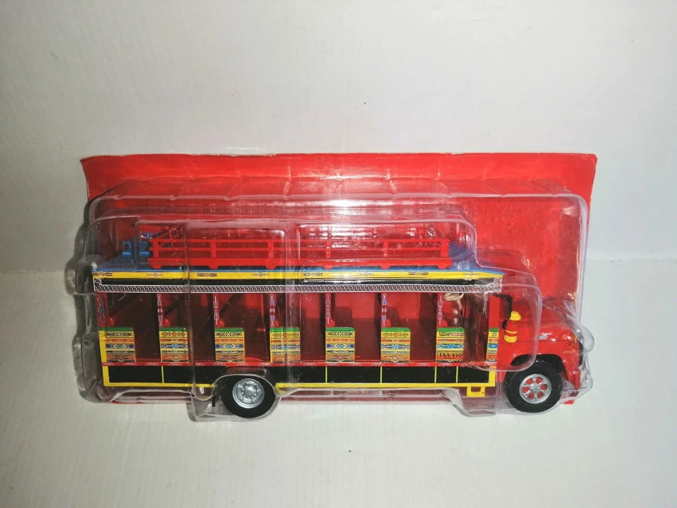 AUTOBUS FORD F600 CHIVA HACHETTE SCALA 1/43 - Immagine 1 di 1