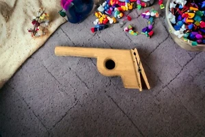 Vintage Rubber Band Shooter Wooden Toy Gun, Handmade Wood Toy - Picture 1 of 2