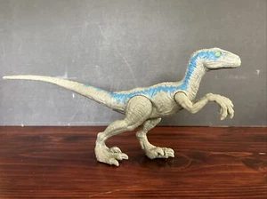Jurassic Park World Blue Velociraptor 2017 Mattel Dinosaur Toy Swivel Tail - Picture 1 of 6