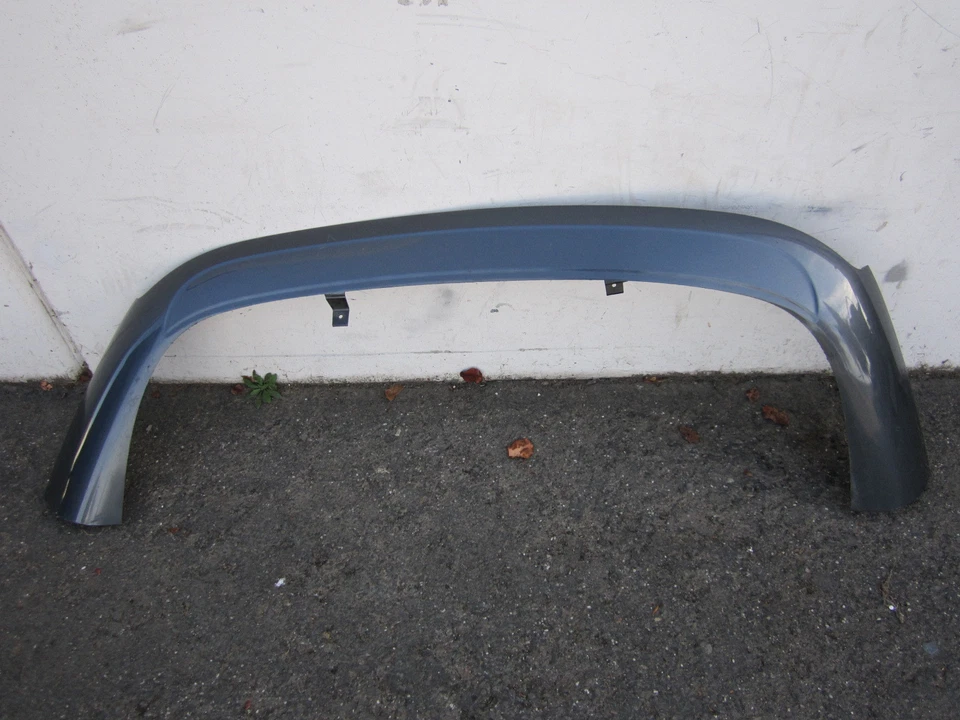 nn71112 Volvo V50 2008 2009 2010 2011 Rear Bumper Valance Molding OEM - Image 1 of 4