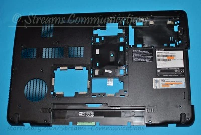 Estuche inferior para portátil TOSHIBA Satellite P775 P775-S7160 (carcasa base) K000122740 Foto 1 de 4