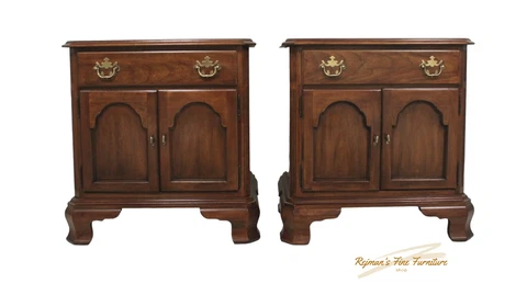 Pair Drexel Heritage Vintage Cherry Collection Nightstands Cover