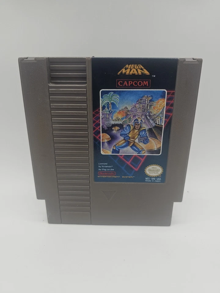 Mega Man (Nintendo Entertainment System, 1987) --NES Authentic Cartridge Tested! - Image 1 of 4