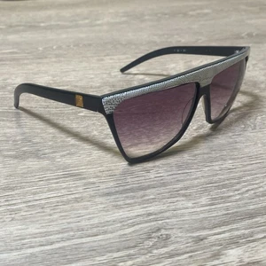 LAURA BIAGIOTTI Vintage Sunglasses White Pearl Black T 35-56 See Pics - Picture 1 of 7