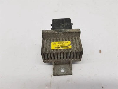 Relé bujía incandescente MK2 RENAULT TRAFIC 2001-2014 8200859243  Foto 1 de 4