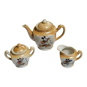 De colección Años 30 Disney Mickey Mouse Lusterware Niño Juego de 3 piezas Tetera, Azúcar, Crema - Imagen 1 de 19
