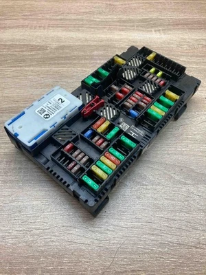 6837090 6992957  Fuse module Fits for BMW 5 G30 G31 - Image 1 of 4