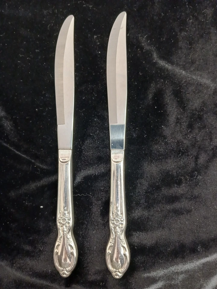 НОЖ ДЛЯ СТЕЙКА VICTORIAN ROSE 1954 СОВРЕМЕННОЕ ЛЕЗВИЕ ОТ WM ROGERS & SON  - Изображение 1 из 1