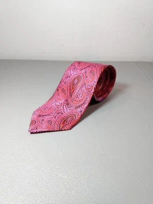 Corbata de seda para hombre Steven Land con patrón de cachemira roja borgoña Foto 1 de 4