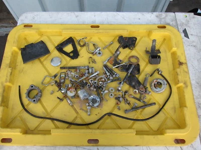 Kawasaki Eliminator 125 BN125A 2009 OEM MISC. PIEZAS PERNOS SOPORTES SOPORTE RESORTE Foto 1 de 4