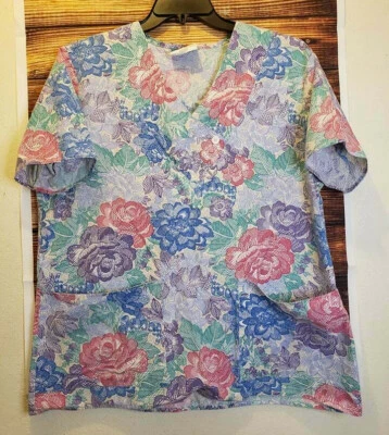 L Crest Pastel Floral Pattern Short Sleeve Scrub Uniform Top EUC - Image 1 of 4