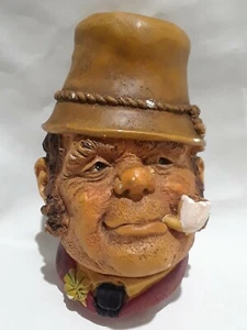 VINTAGE BOSSONS CHALK WARE HAND PAINTED HEAD ENGLAND "PATTY" S. - Picture 1 of 5