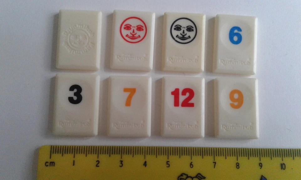 RUMMIKUB TRAVEL number tile motif-back travel/half size SPARES / REPLACEMENTS - Image 1 of 1