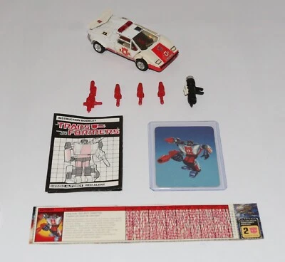 Red Alert 100% Complete Vintage Hasbro G1 Transformers - Trading Card Included - Image 1 of 4