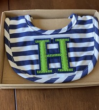 New listing
mud pie bib