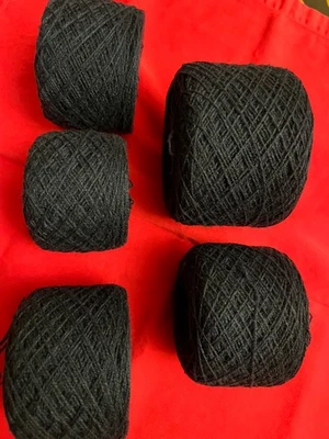 Recycled   100% cashmere,  navy  blue  5 oz or  141 g, washed /straightened. - Image 1 of 3