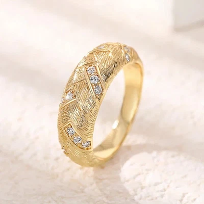 Goldener Ring - besetzt mit Zirkonia Steinen - Damen Größe 52-63 vergoldet - Bild 1 von 4