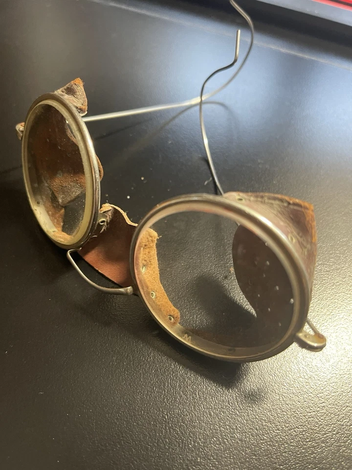 Gafas de moto Willson vintage con protectores laterales.  Lentes transparentes. Tal cual. Foto 1 de 4