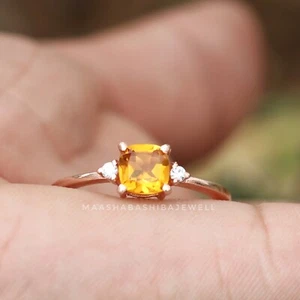 Anillo de compromiso de citrino natural corte cojín anillo de promesa anillo minimalista - Imagen 1 de 9