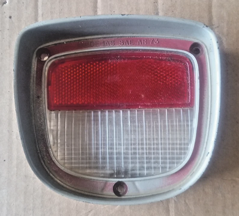Chevy El Camino 1973-77 lente de luz de respaldo interior pasajero derecho 5965164 3 FC-5DG Foto 1 de 4