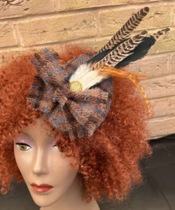Impresionantes plumas de faisán tartán marrón fascinador HARRIS TWEED genuinas (B) - Imagen 1 de 10