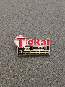 Pin's Pins Pin Enamel 34  Fabriquant  Autoradio "Tokaï"  - Picture 1 of 1