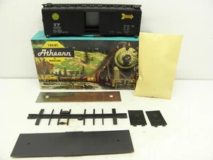 ATHEARN 5045- 40' S-DOOR BOX CAR - SOUTHERN PACIFIC #97672 HO SCALE- CAR-KIT - Picture 1 of 6