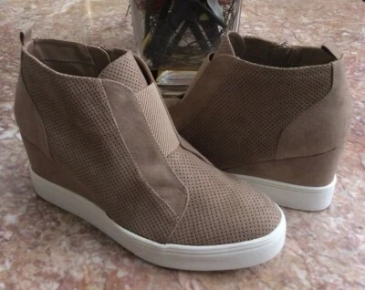 Novo Tênis Cunha Feminino Mia Arianna Camurça Bronzeada Tamanho 9.5M, MSRP $120 - Imagem 1 de 4