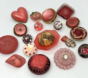 Fancy Pink Vintage Button Lot Celluloid Glass Ceramic Rhinestone Puffy Heart Pin - Picture 1 of 9
