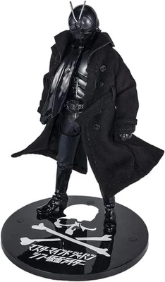 Figura negra mastermindJAPÓN ShinKamenRiderCollaboration S.H.Figuarts KamenRider Foto 1 de 4