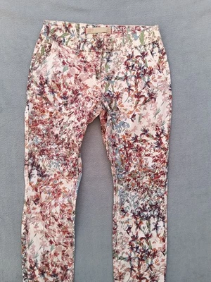 Próximo Pantalón Capri Floral S10 Petite Rosa Cónico 28" Pierna Elastizada tiro Medio Foto 1 de 4
