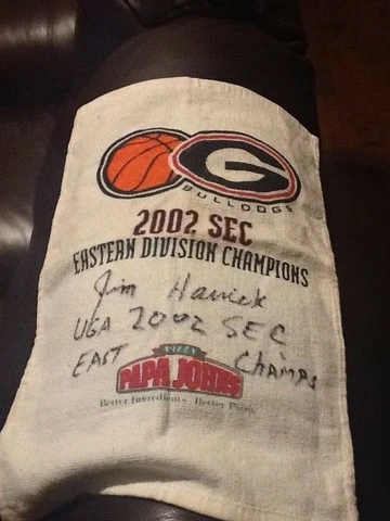 Jim Harrick Signed Georgia Bulldogs Basketball 2002 SEC East Champions Towel! Cover