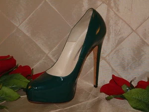 BRIAN ATWOOD FOREST GREEN PATENT GENTLY USED "MANIAC" PUMP SZ 39 *FROM MY STASH* - Picture 1 of 7
