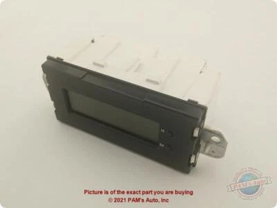 Pantalla de infoentretenimiento usada se adapta a: tablero delantero Mitsubishi Endeavor 2004 LS grado A Foto 1 de 4