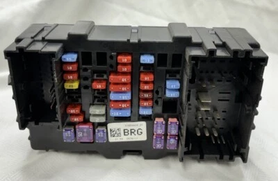 16-19 CHEVROLET SILVERADO GMC SIERRA RELÉ DE FUSIBLES CAJA BLOQUE 23459420 OEM Foto 1 de 4