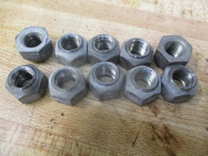1982  JOHN DEERE 314 Kohler 14Hp Lawn Tractor-10 lug Nuts - Picture 1 of 1
