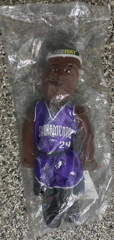 BRAND NEW Bobby Jackson 2003 SUBWAY Sacramento Kings NBA Bean Bag Plush Doll NIP Cover